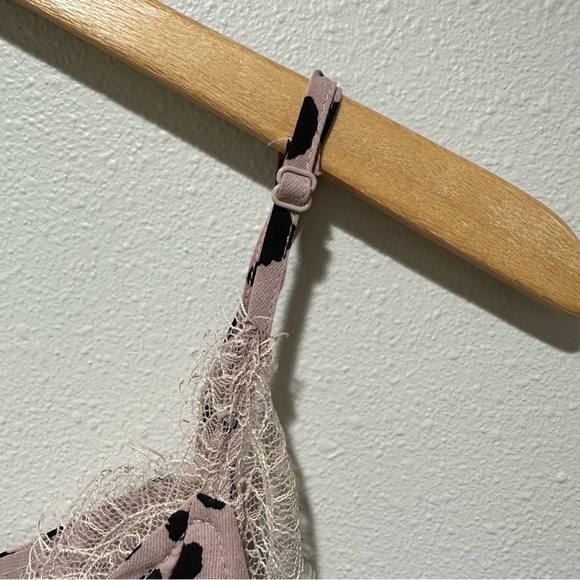 Listicle Polka Dot/Lace Cami Tank - Picture 9 of 9